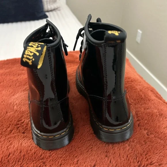 Dr. Martens Zavala Boot size 7 Women's black patent leather Combat boot - Picture 5 of 7